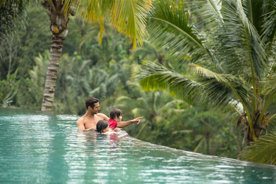 Hotel Padma Ubud op Bali met infinity pool
