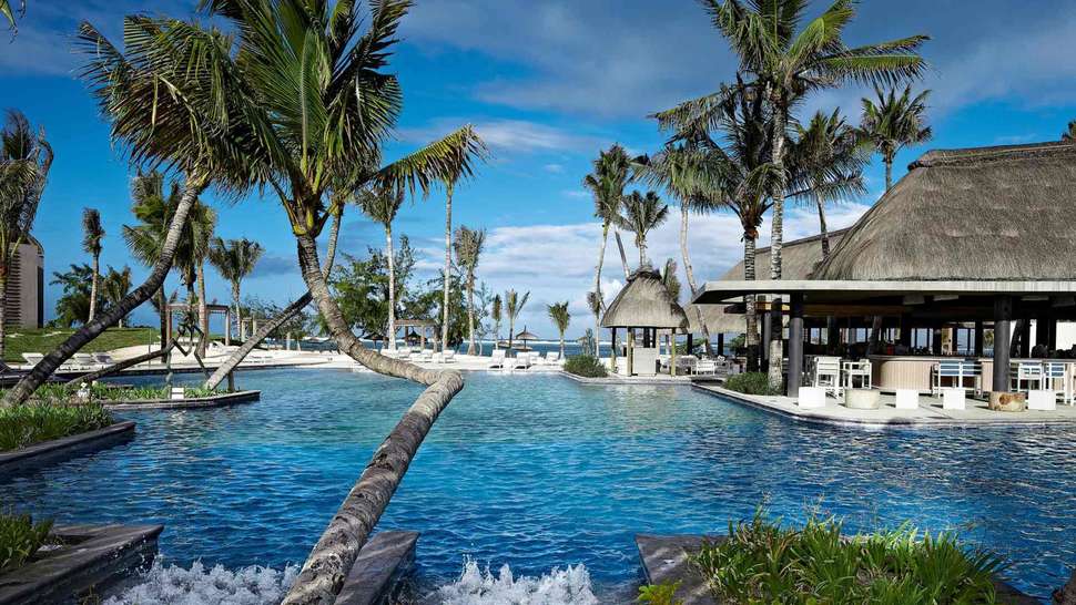 Long Beach A Sun Resort mauritius infinity zwembad