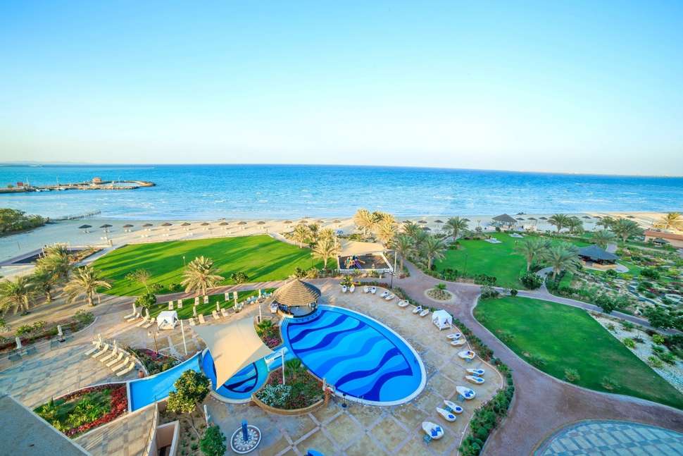 Danat Jebel Dhanna Resort