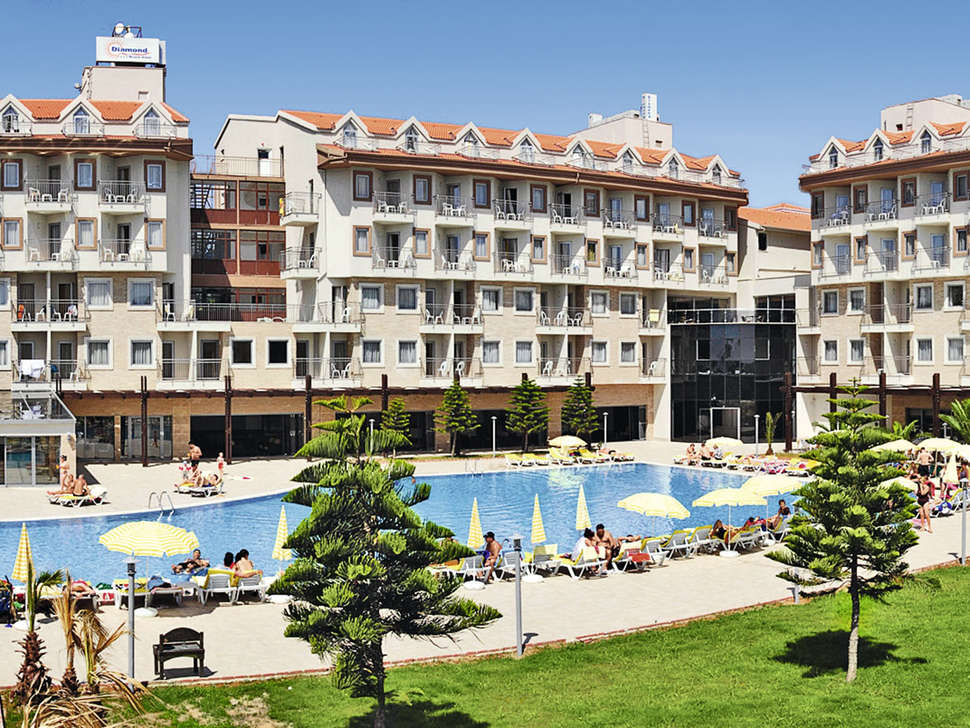 Diamond Beach Hotel & Spa