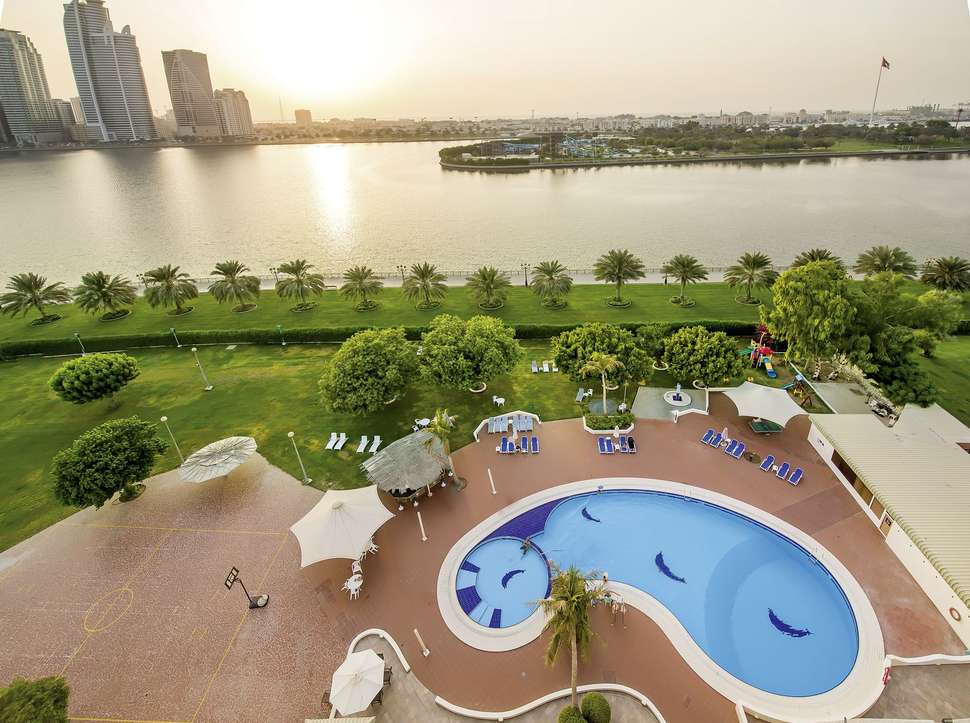 Holiday International Hotel Sharjah