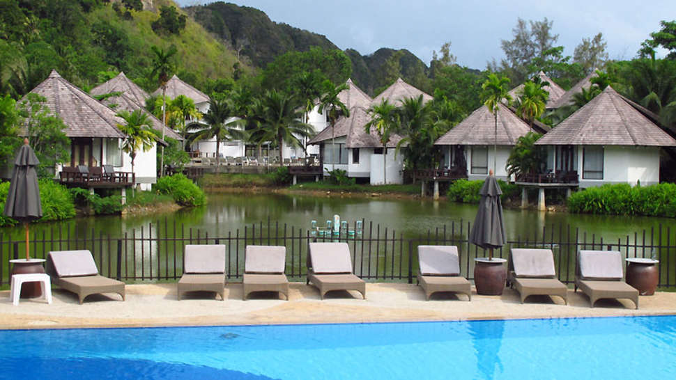 Hotel Peace Laguna Resort