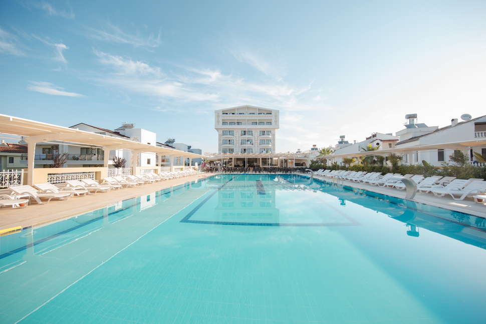 Maya World Park Hotel