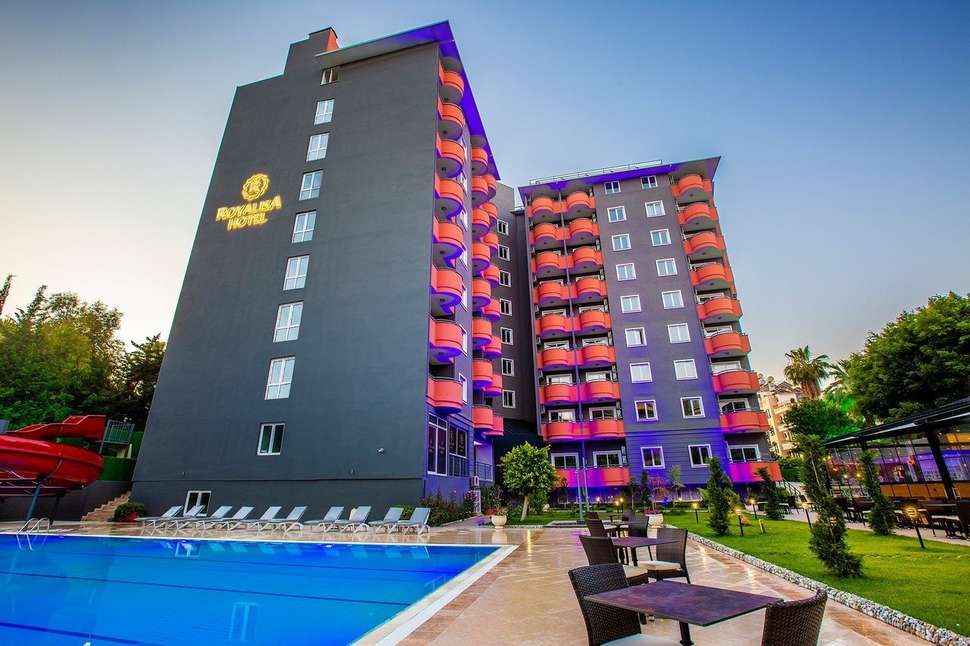 Royalisa Hotel