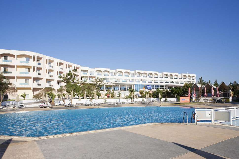 Sovereign Beach Hotel