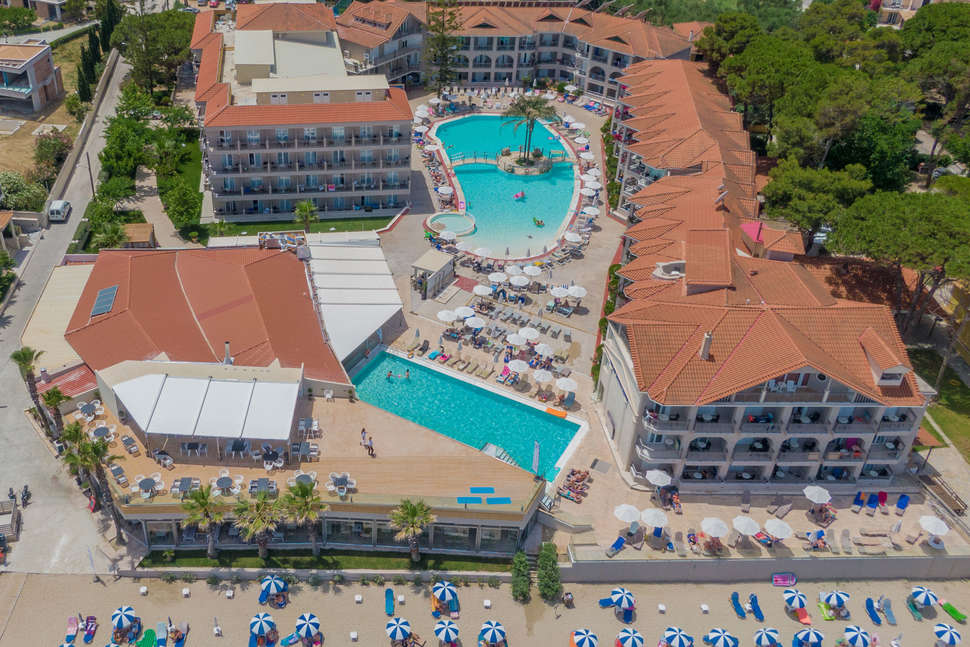 Tsilivi Beach Hotel & Suites