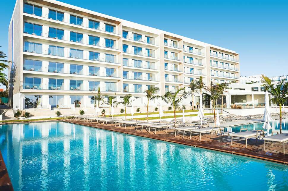 swim out suites Sunrise Jade Hotel
